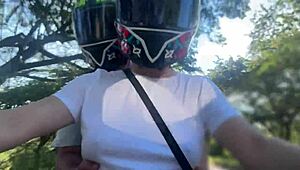 i picked up a didi client without bra and he noticed my big tits