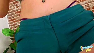 调皮Iris Rose脱衣吸屌求自由