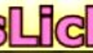 火辣18+双胞胎女友女同互尝嫩屄