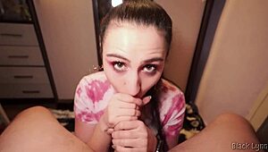 Stunning black lynn vapes then gives pov blowjob to cocksucker