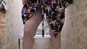 mature bbw pissing on white panties from below