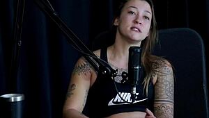 Veja a Entrevista Safada e Cheia de Putaria com a Flor de Damiana com Vovô Moai no Porn Cast Brazil - Parte 2 Watch on Sheer Red