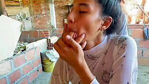 Follo A La Novia De Mi Amigo Cuando Estamos Solo En Su Casa