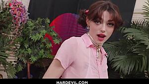 可爱变态贱货被狠霸凌硬核猛干