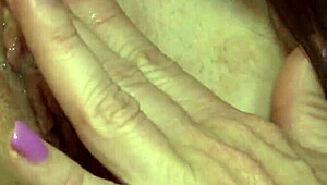 Dominant Mature Lesbian Shows Boss To Cute Teen Friend