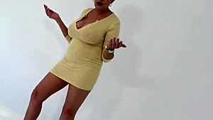 Busty mature lady Sonia shares her intriguing thoughts