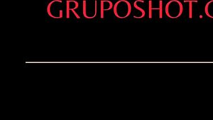 she positions herself on all fours for the big dick teasingly