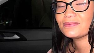 Young Asian girl, fucking the app driver without condom?