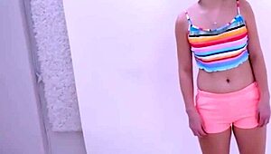 哇超辣嫩妹遇上制片人