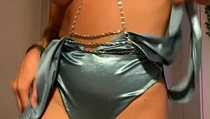 Tattooed Brunette Masturbates