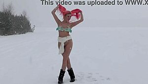 let's cool down outdoors, flashing in the garden