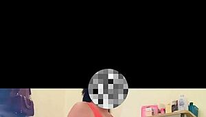 my bestfriend loves my body, i need her cock 😍