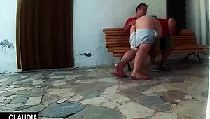 Castigando A La Gorda Con Un Pollazo