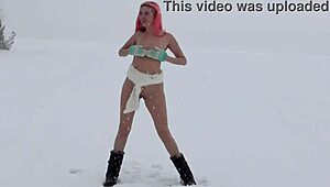 let's cool down outdoors, flashing in the garden