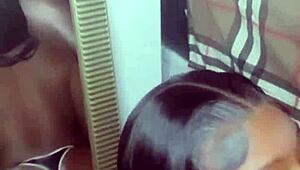 18岁骚继妹在家偷尝黑人大屌