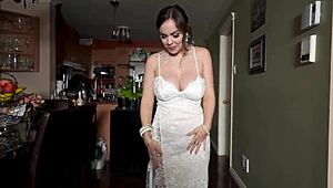 do you wanna be inside this married bride dancing in her dress?
