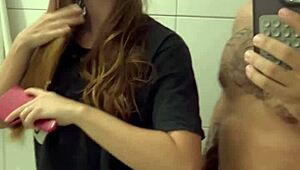 塞尔瓦杰里亚浪漫浴缸自制激情做爱