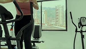 he masturbates in the gym when he talks to his lover 😈