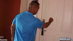 ebony milf squirts all over the cam - naomi foxxx hardcore - nookies 😍