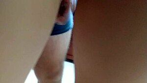 Le Froto Mi Pequeña Verga Sobre Su Coño Antes De Follarmela Bien Rico