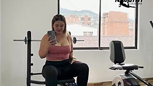 he masturbates in the gym when he talks to his lover 😈