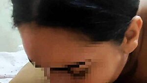 Novinha Professional Demonstrates Sloppy Blowjob with Deepthroat and Gagging