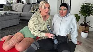 Emily SHOWS Muslim Aaliyah Yasin HOW to RELAX after GYM!