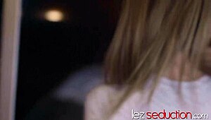 Blonde Milf Scissoring With Teen Lesbian