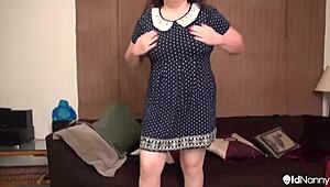 bbw charlie fox enjoys solo play with her sex toy - oldnanny