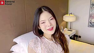 越南泰混血妹酒店被中国屌狂干屁股射