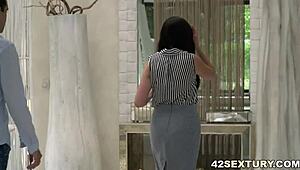 I Fucked The Real Estate Agent in hardcore anal and assfucking roleplay