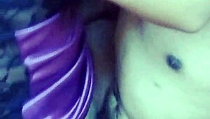 Bonita estudiante en LENCERIA gets BOLD fucked by muscular bodybuilder!