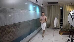 Amateur Latina Milf Blowjob Big Cock Monster Cock In Pub