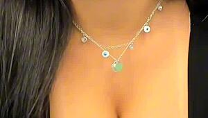 Emanuelly Raquel Twerks Hot!