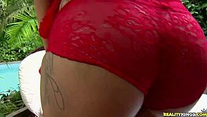 Realitykings - Mike In Brazil - Crawling With Pleasure!