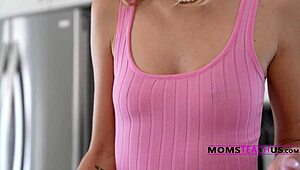 Step mom teaches baking creme brulee in pussy