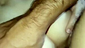 Mature Woman Endures Intense Anal in Amateur Casting