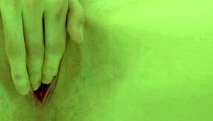 Dasha Masturbates Her Pussy in Shower 😍