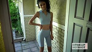 Brunette supermodel jada doll hooks up with bryan gozzling