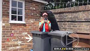 Brazzers巨屌 parody 艾丽克莎·托马斯 艾拉·休斯 帕蒂·米乔瓦和乔迪·埃尔尼尼奥·波拉
