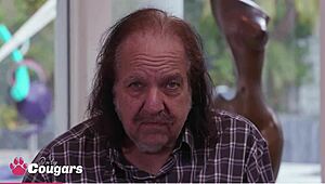 Percilla Riclof and Roxxi Silver scissor in lesbian frenzy