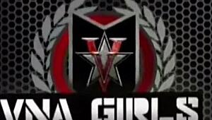 Vicky Vette rams big strap-on deep into Julia Ann's wet pussy