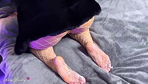 Brunette Housewife In Pantyhose Fingers And Vibrates Pussy To Squirting Close-Up