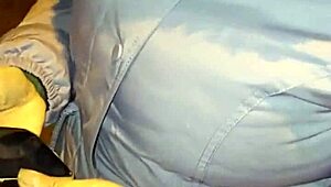 venezolana madura flashes big natural tits then bends over street for rough creampie pounding