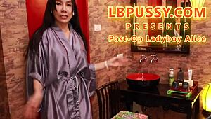 Hey thai postop shemale alice, how deep does that dildo go in your cunt?