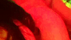 Mi NOVIA me COGE DELICIOSO con su coño apretado y tetas rebotando