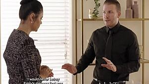 更聪明的岳母用扭曲臣服游戏诱惑