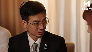 亚洲巨乳肥臀姐妹群P骑乘后入狗交传教士