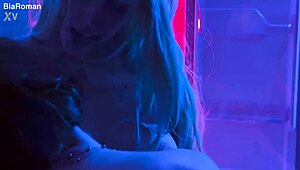 wanna girlfriend who worships my feet nonstop?