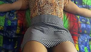 Sauteli Bahen Gets Praised Then Fucked Hard In Viral MMS Hindi Voice Desi Indian Pussy Pounding